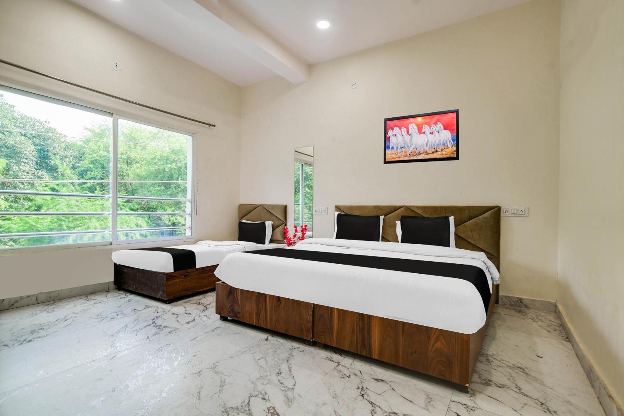 Hotel O Ujjain Near Hari Fatak Ngoại thất bức ảnh