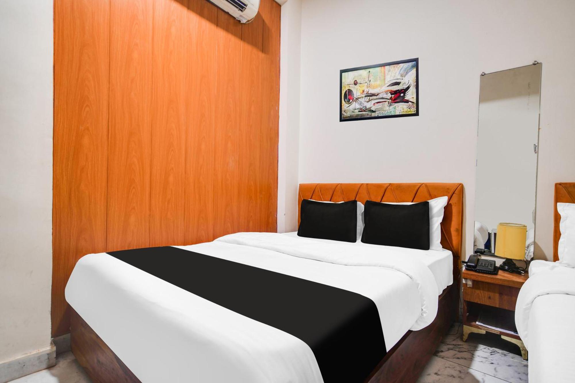 Hotel O Ujjain Near Hari Fatak Ngoại thất bức ảnh