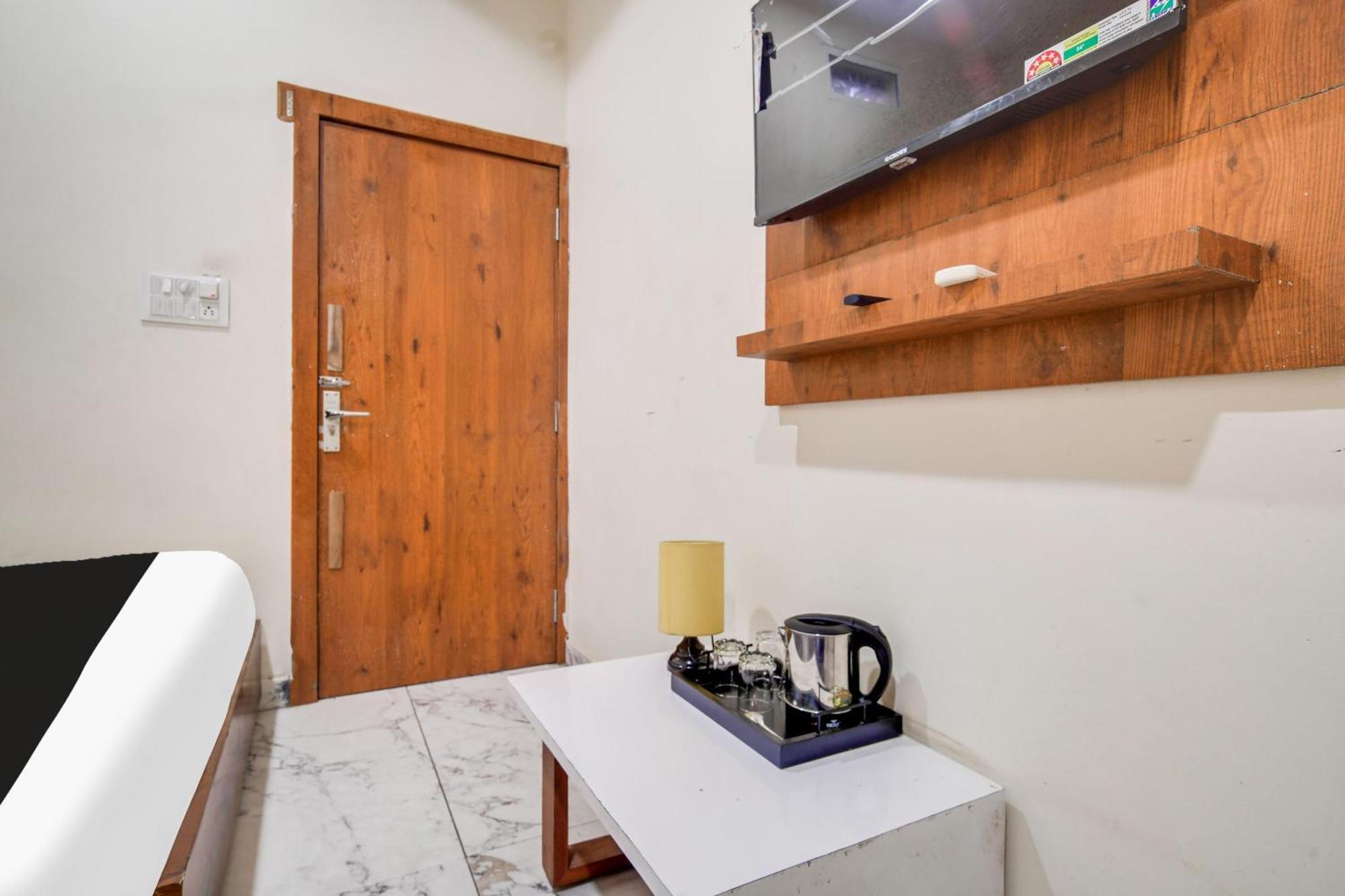 Hotel O Ujjain Near Hari Fatak Ngoại thất bức ảnh